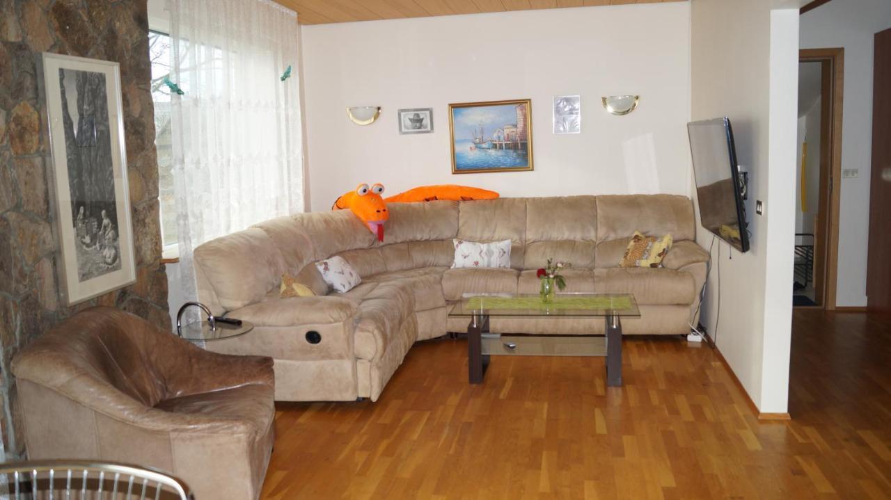 Twin Room With Shared Bathroom Njarthvik Εξωτερικό φωτογραφία